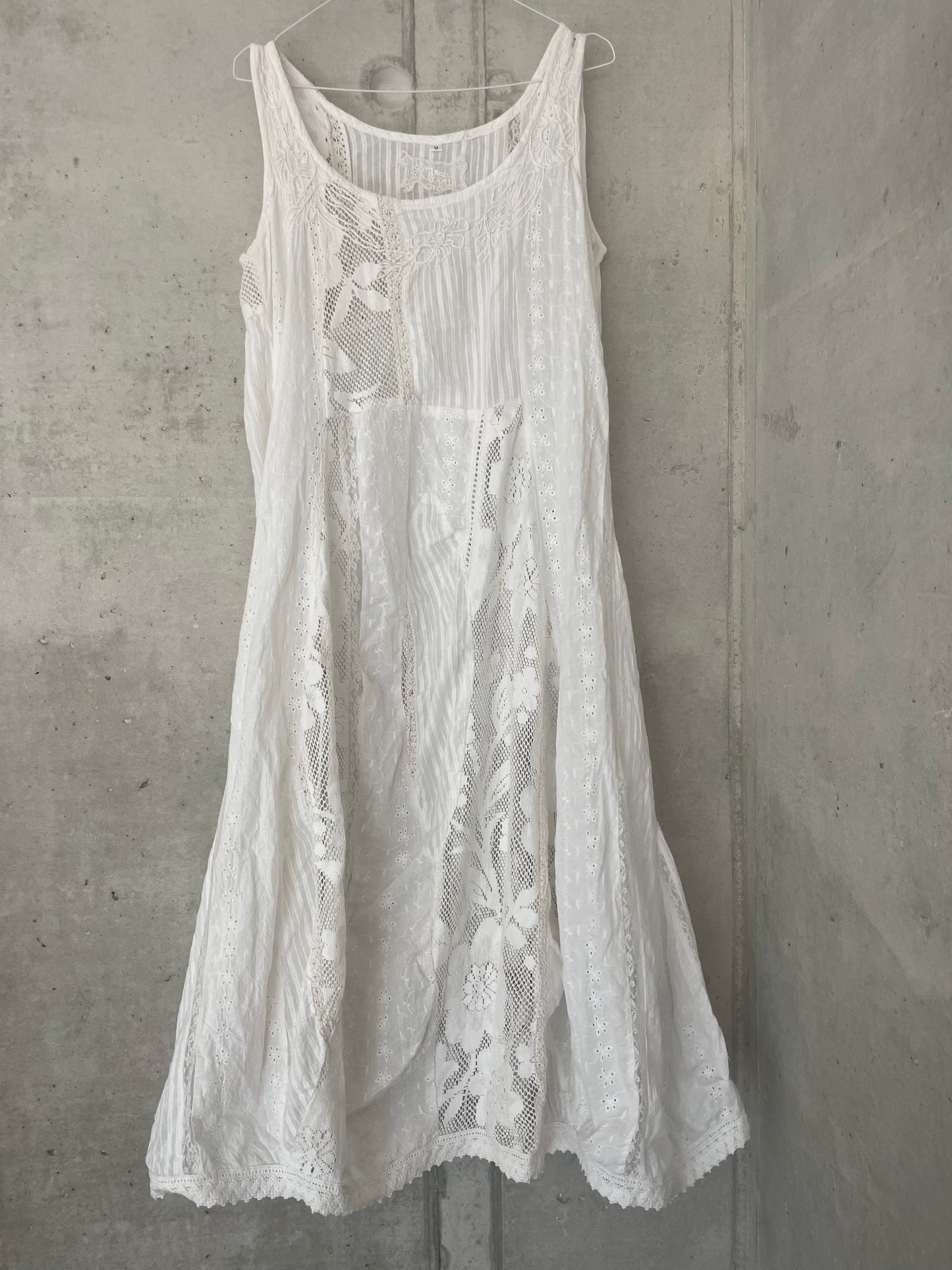White lace dress