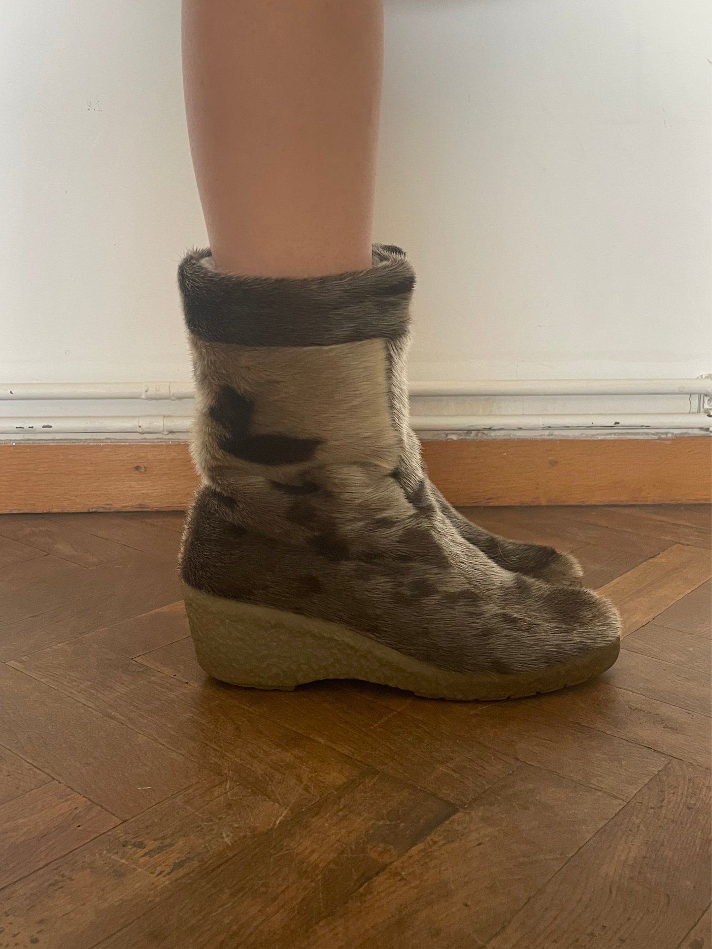 Fur boots