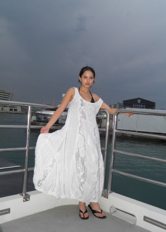 White lace dress